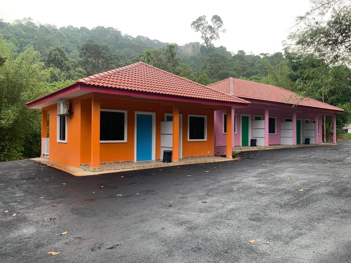 Kampong Ayer Hitam  Chalet Latip D'Ayer Itam酒店 外观 照片