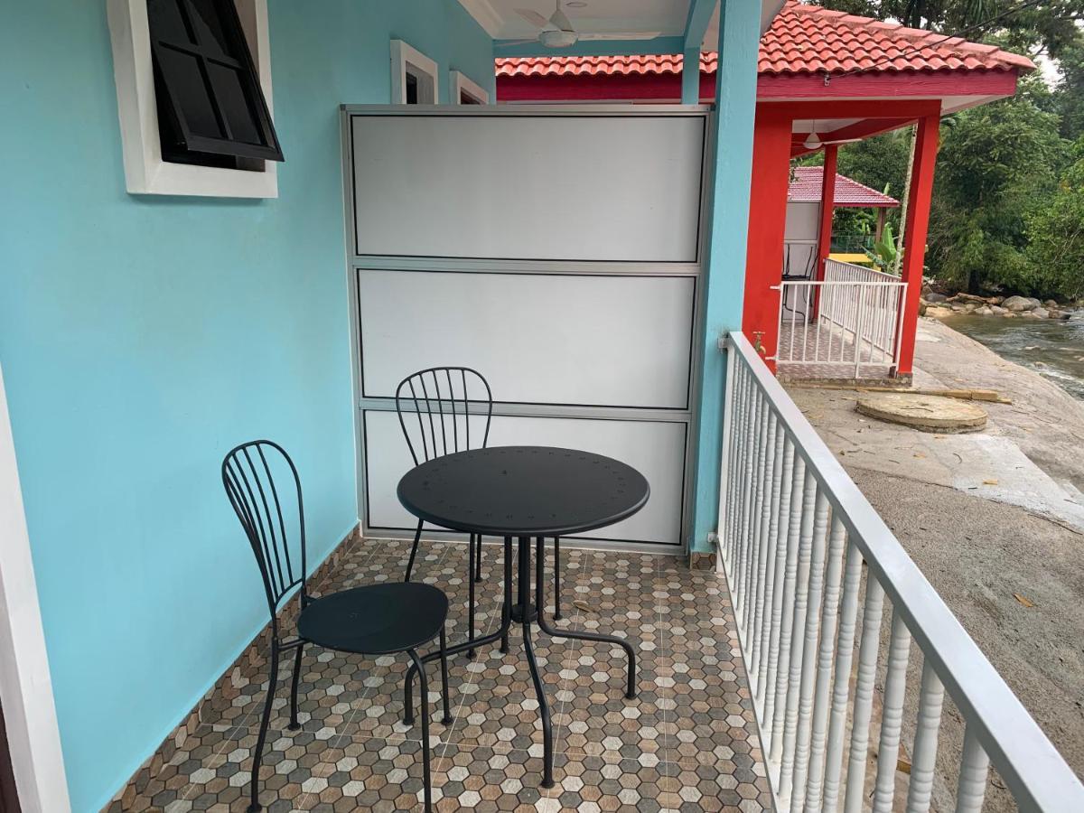 Kampong Ayer Hitam  Chalet Latip D'Ayer Itam酒店 外观 照片