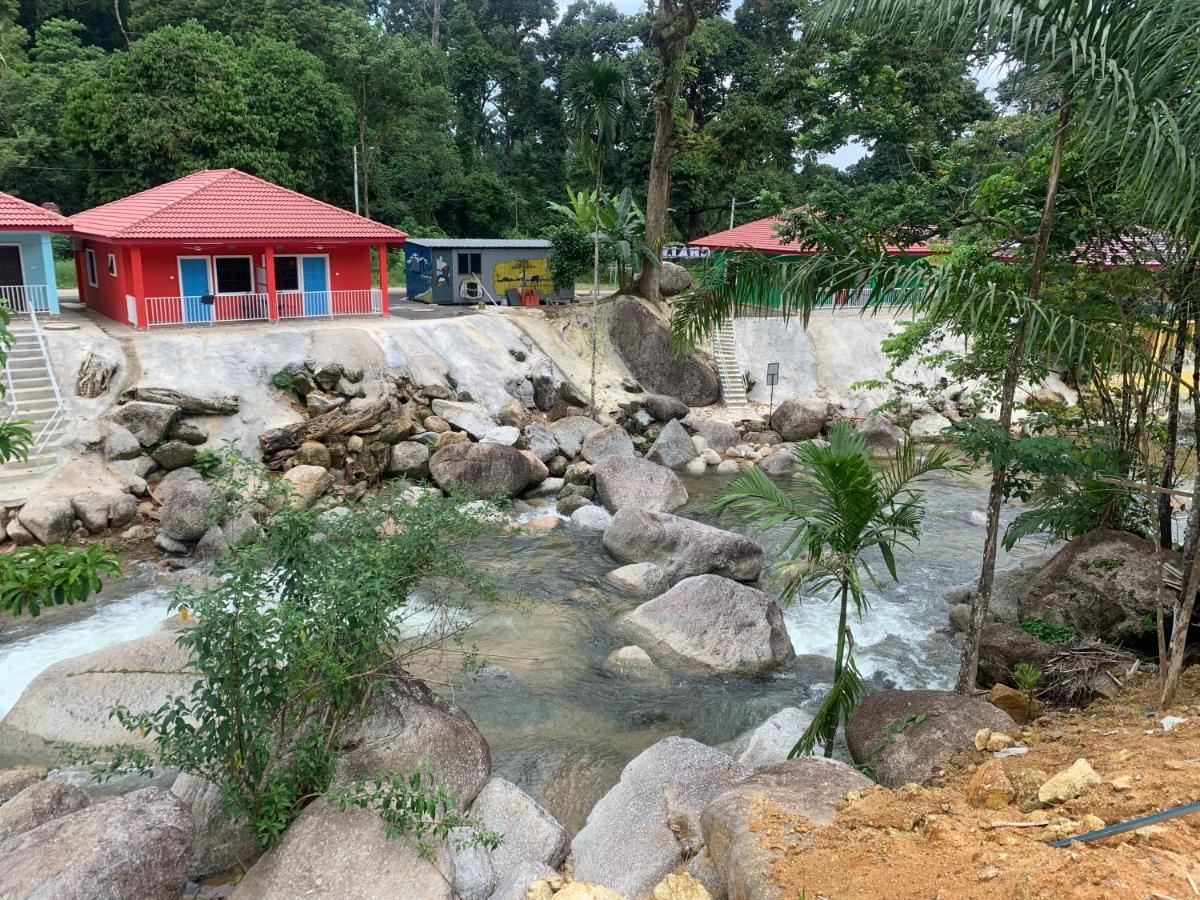 Kampong Ayer Hitam  Chalet Latip D'Ayer Itam酒店 外观 照片